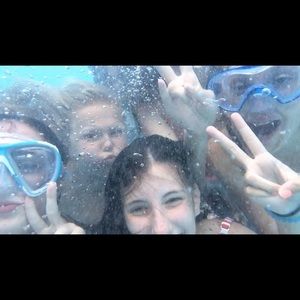 Meet your Posher, Brooke